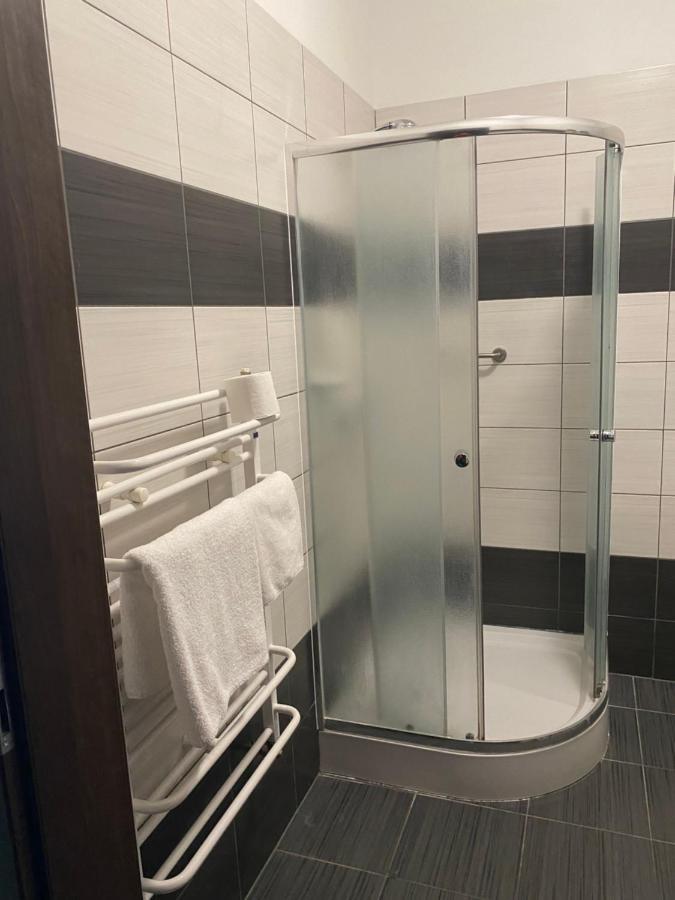 Hotel Kos Kosobudz Exteriör bild
